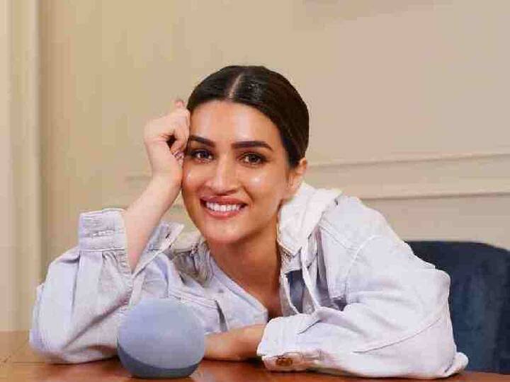 बॉलिवूडची ‘परम सुंदरी’ अर्थात प्रसिद्ध अभिनेत्री क्रिती सेनन (Kriti Sanon) आज (27 जुलै) आपला 32वा वाढदिवस साजरा करत आहे.