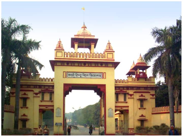 BHU UPSC Coaching: बीएचयू की फ्री सिविल सर्विस कोचिंग प्रवेश परीक्षा के लिए आज जारी होंगे एडमिट कार्ड, इस वेबसाइट से कर सकेंगे डाउनलोड BHU News BHU UPSC CSE 2022 Free Coaching Admit Card 2022 To Release Today 27 July at bhuonline.in BHU UPSC Coaching: बीएचयू की फ्री सिविल सर्विस कोचिंग प्रवेश परीक्षा के लिए आज जारी होंगे एडमिट कार्ड, इस वेबसाइट से कर सकेंगे डाउनलोड