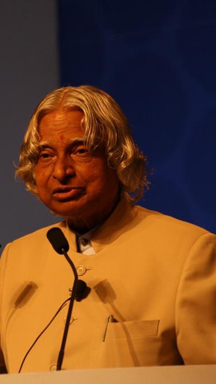 இந்தியாவின் ஜனாதிபதி பதவியை பெற்ற முதல் விஞ்ஞானி இவர்