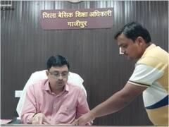 Ghazipur News: गाजीपुर के 104 अमान्य स्कूलों ने नोटिस के बाद नहीं दिया जवाब, कभी भी गिर सकती है गाज