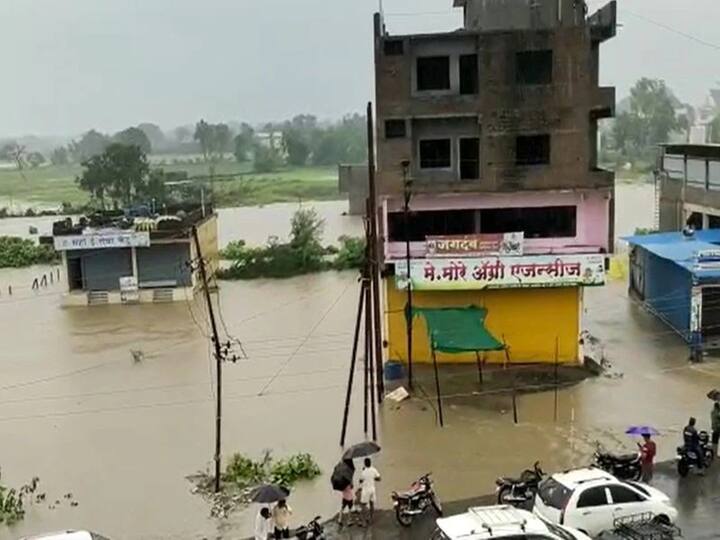 Nanded News: नांदेड जिल्ह्यात होत असलेल्या मुसळधार पावसामुळे हाहाकार पाहायला मिळत असून, जनजीवन विस्कळीत झालं आहे.