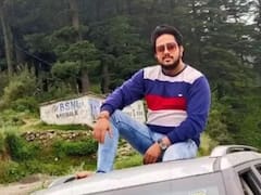 दिल्ली: मोटरसाइकिल सवार की गर्दन से मौत बनकर लिपटा चाइनीज मांझा, तमाशबीन बने रहे लोग