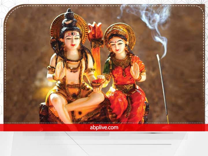 hariyali teej 2022 shiva parvati worship mantras on madhushrava tritiya sawan choti teej Hariyali Teej 2022: मधुश्रवा तृतीया या छोटी तीज पर कैसे करें शिव पार्वती की आराधना और मंत्रों का जाप