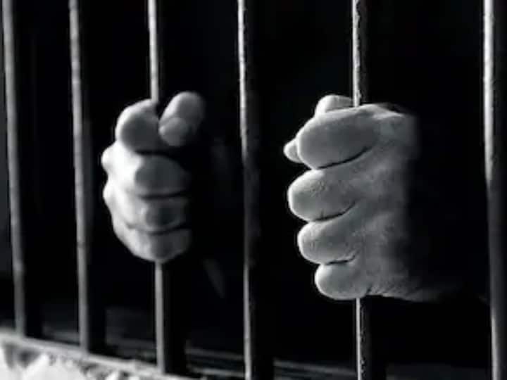 Bilkis Bano Gang Rape: All 11 convicts in the Bilkis Bano case were released, sentenced to life imprisonment in 2008 बिल्कीस बानो मामले में सभी 11 दोषी रिहा, 2008 में सुनाई गई थी आजीवन कारावास की सजा