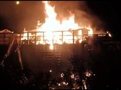 Road Accident In Morena: मध्य प्रदेश के मुरैना में ट्रक की टक्कर से तीन कांवड़िए घायल, गुस्साए कावंड़ियों ने लगाई ट्रक में आग