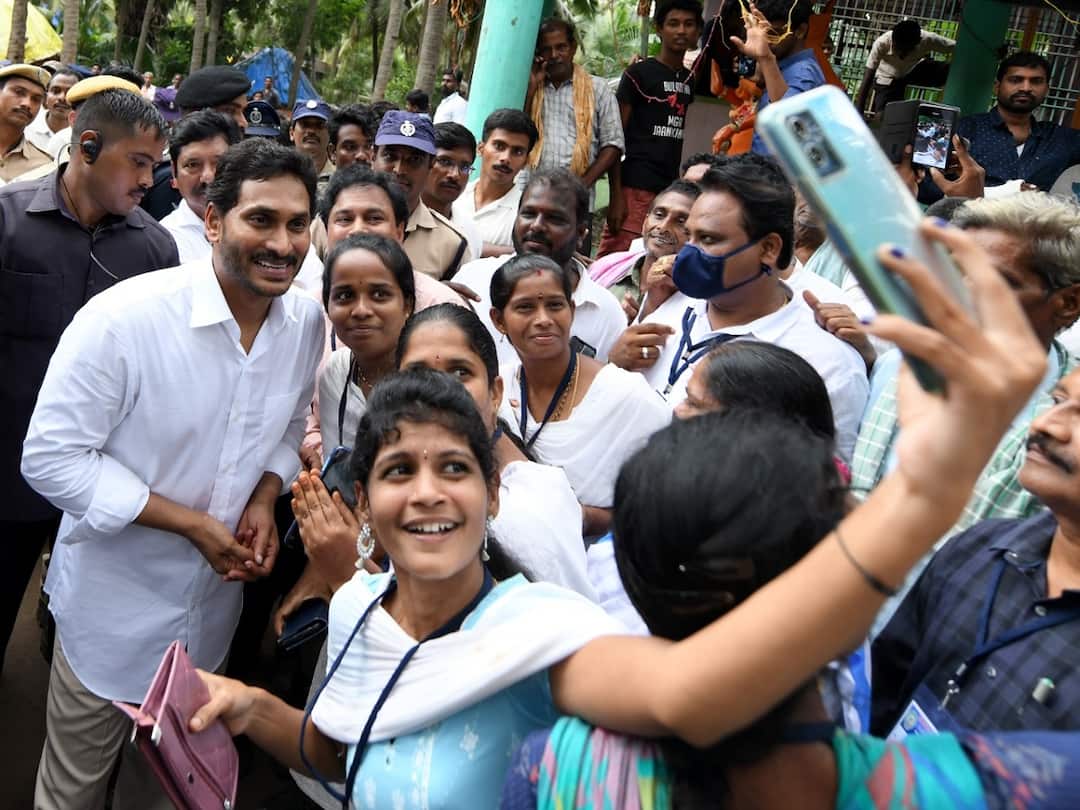 Flooding needs a permanent solution, make plans CM Jagan orders official CM Jagan: వరద ముంపునకు శాశ్వత పరిష్కారం కావాలి, ప్రణాళికలు రూపొందించండి - సీఎం జగన్ ఆదేశాలు