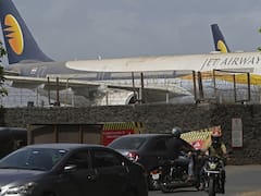 Jet Airways Invites Applications For Pilots, Aims Commercial Operations From September. Check Details