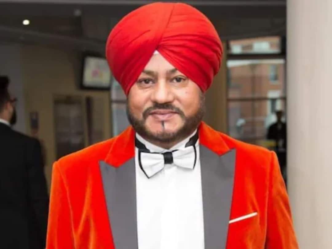 Balwinder Safri : 'भांगडा स्टार' बलविंदर सफरी यांचे निधन; वयाच्या 63 व्या वर्षी घेतला अखेरचा श्वास punjabi singer balwinder safri passes away at the age of 63 Balwinder Safri : 'भांगडा स्टार' बलविंदर सफरी यांचे निधन; वयाच्या 63 व्या वर्षी घेतला अखेरचा श्वास