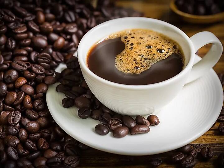 consuming more coffee leads to severe headaches says recent study Coffee : ஒரு நாளைக்கு 4 கப் குடிச்சா இப்படி நடக்கும்னு சொல்றாங்க மக்களே.. காபி காதலர்கள் கவனத்துக்கு..
