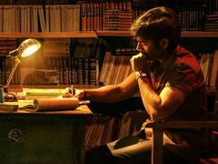 Vaathi फिल्म से सामने आया धनुष का शानदार लुक, टीजर का इंतजार भी जल्द होगा खत्म