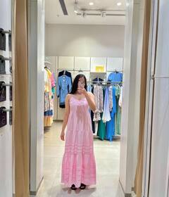 Asfi Javed  Photos: उर्फी जावेद की खूबसूरत बहन अस्‍फी से सीखें बिना एक्‍सपोज किए कैसे दिख सकते हैं स्‍टाइलिश