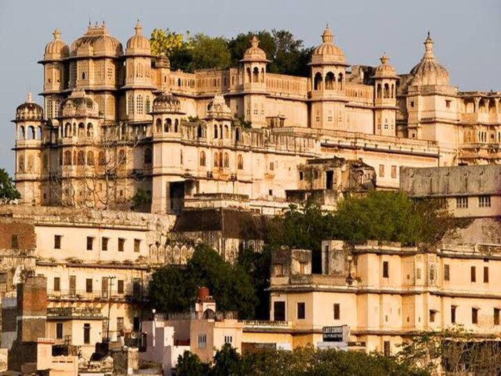 Planning a Trip to Udaipur Places You Just Can not Afford to Miss Udaipur Tourism: டூர் போகணும்னு முடிவு பண்ணிட்டீங்களா? சின்ன பட்ஜெட் போதும்.. உதய்ப்பூரின் மேஜிங் இடங்கள்..