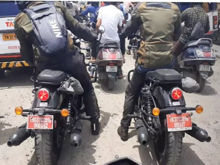 Royal Enfield: कंपनी की नई बाइक Shotgun 650 हुई स्पॉट, मिल सकता है बॉबर वेरिएंट भी