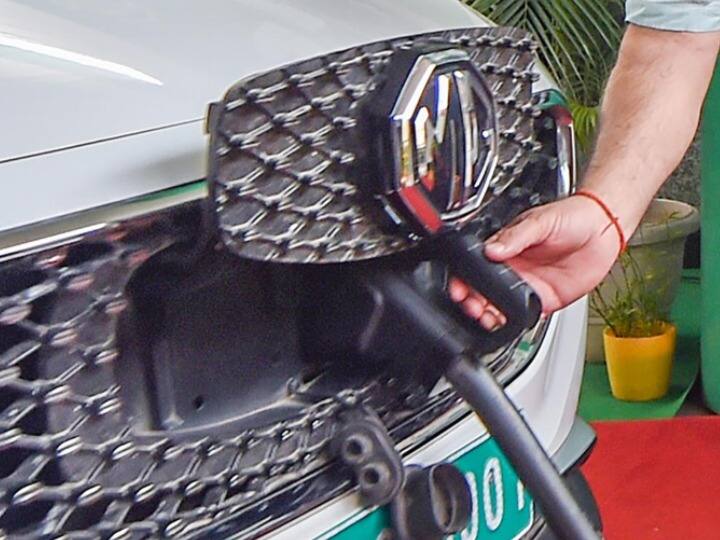 CESL to set up 810 charging stations on 16 highways and expressways in the country