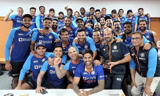 ওয়েস্ট ইন্ডিজকে তাদের ঘরের মাঠে এর আগে কোনও ভারতীয় দল তিন বা ততোধিক ম্যাচের ওয়ান ডে সিরিজে হোয়াইটওয়াশ করতে সক্ষম হয়নি। এবারই প্রথম তা হল।