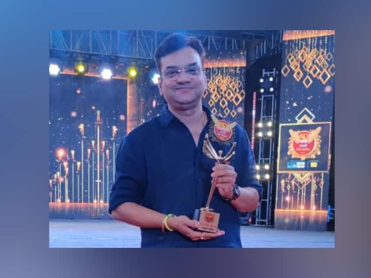 Dharmaveer movie wins 7 awards Fakt Marathi Cine Sanman Awards Dharmaveer : 'फक्त मराठी सिने सन्मान 2022' मध्ये धर्मवीर चित्रपटाची बाजी; पटकावले सात पुरस्कार