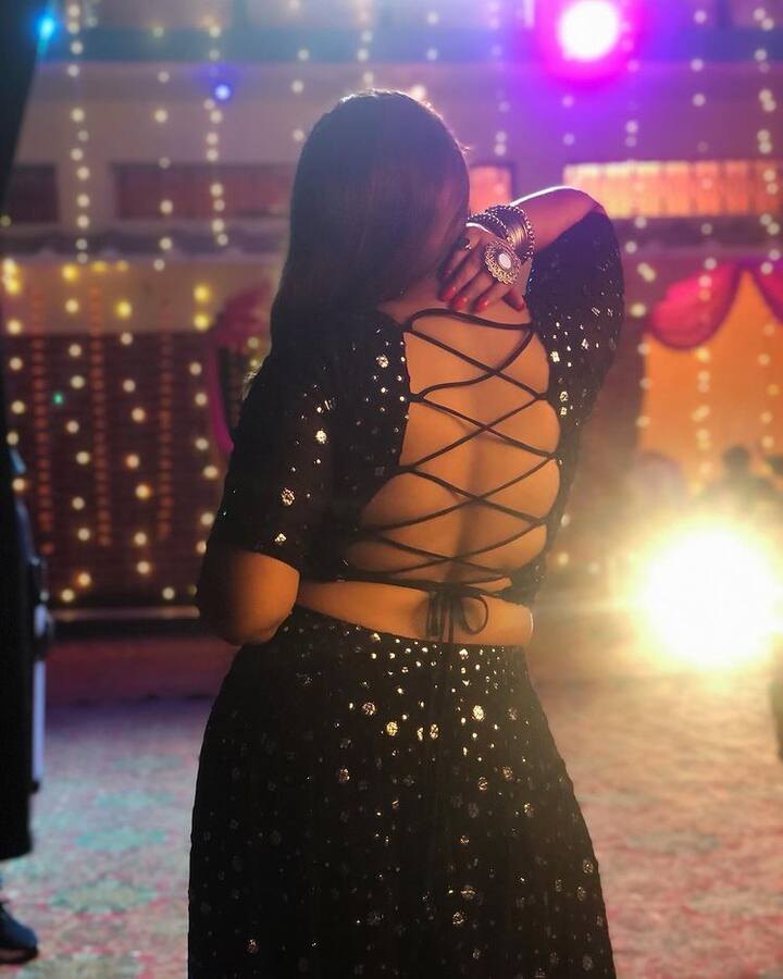 भोजपुरी जगत में रानी चटर्जी का नाम टॉप एक्ट्रेसेस की लिस्ट में शुमार होता है. उनसे जुड़ी हर खबर टॉप हेडलाइंस में आती है.