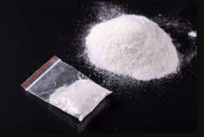 Pakistani Smugglers Sent heroin through drone in Amritsar , Changed their location after police got the Notification ਪਾਕਿ ਤਸਕਰਾਂ ਨੇ ਡਰੋਨ ਰਾਹੀਂ ਭੇਜੀ ਹੈਰੋਇਨ , ਪੁਲਿਸ ਨੂੰ ਖ਼ਬਰ ਮਿਲਣ ਤੋਂ ਬਾਅਦ ਤਸਕਰਾਂ ਨੇ ਬਦਲੀ ਲੋਕੇਸ਼ਨ , ਸਕੂਲ 'ਚੋਂ 5 ਕਿਲੋ ਹੈਰੋਇਨ ਬਰਾਮਦ