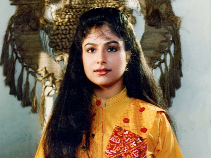 इस वजह से करियर के पीक पर होने के बाद भी बॉलीवुड एक्ट्रेस Ayesha Jhulka ने छोड़ दी थी फिल्म इंडस्ट्री!