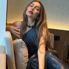 Anusha Dandekar Pics: कभी बाथ टब तो कभी बेड, अनुषा दांडेकर ने कराया ऐसा फोटोशूट