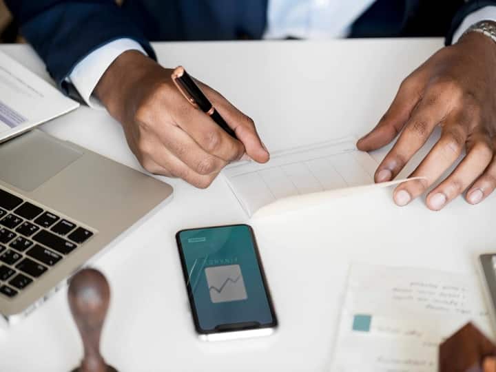 Rules Changes From 1 August 2022 know about the banking rules changing from 1 August 2022 Changes From 1 August 2022: कृपया ध्यान दें! 1 अगस्त से बदल जाएंगे कई नियम, आपकी जेब पर होगा सीधा असर