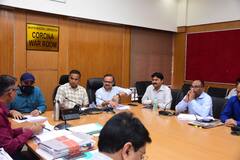 Azadi Ka Amrit Mahotsav : विद्यार्थ्यांना मनपा अधिकारी, कर्मचारी निधी गोळा करून देणार झेंडे, नागपुरातील 75 चौकात मनपा करणार आकर्षक रोषणाई