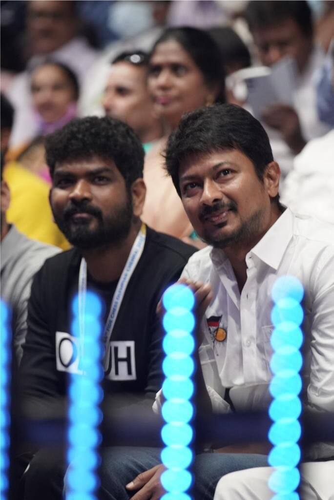 உதயநிதி ஸ்டாலின், விக்னேஷ் சிவன்