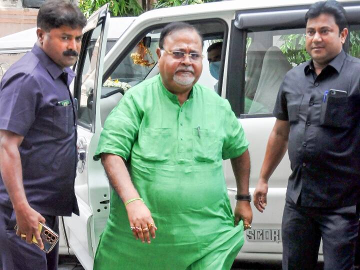 West Bengal SSC Scam Former Education Minister Partha Chatterjee said I am a victim of mental harassment West Bengal SSC Scam: 'मैं मानसिक उत्पीड़न का शिकार हो रहा हूं,' PMLA कोर्ट के सामने बोले पूर्व मंत्री पार्थ चटर्जी