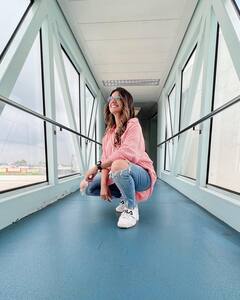 Akshara Singh Airport Look: एयरपोर्ट पर बिंदास लुक में नजर आईं भोजपुरी हसीना अक्षरा सिंह, फैन्स के साथ शेयर की तस्वीरें