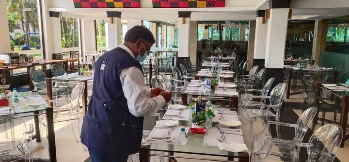 வீரர்கள் அமர்ந்து சாப்பிடும் இடம்