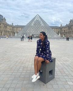 Aishwarya rajesh: பாரிஸ் நகர பூவே...நடிகை ஐஸ்வர்யா ராஜேஷின் வெகேஷன் போட்டோஸ்!