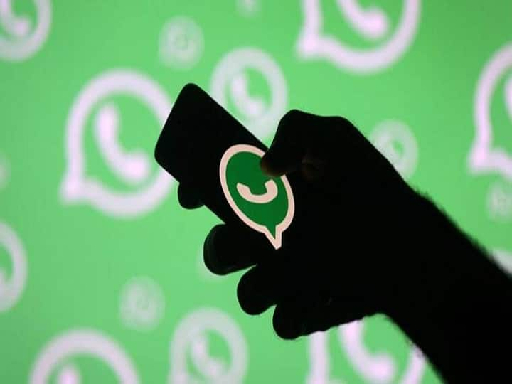 know if someone is reading your whatsapp chats, know the settings WhatsApp: कोई और तो नहीं पढ़ रहा आपकी चैट? ऐसे कर सकते हैं चेक