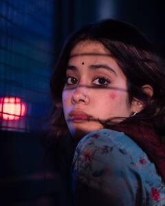 Janhvi Kapoor Pics: सिंपल लुक में जाह्नवी कपूर की लेटेस्ट फोटो में दिखी श्रीदेवी की झलक