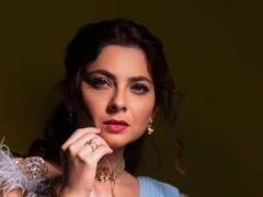 Sonalee Kulkarni: अप्सरेने शेअर केलं नवं फोटोशूट; चाहते म्हणाले वाह सोनाली!