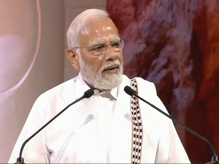 PM Narendra Modi Full Speech 44th Chess Olympiad 2022 Chennai Inauguration PM Modi Address Today Starts with Vanakkam PM Modi Speech: செஸ் ஒலிம்பியாட் விழாவில் விருந்தோம்பல் திருக்குறளை மேற்கோள்காட்டி பிரதமர் மோடி உரை