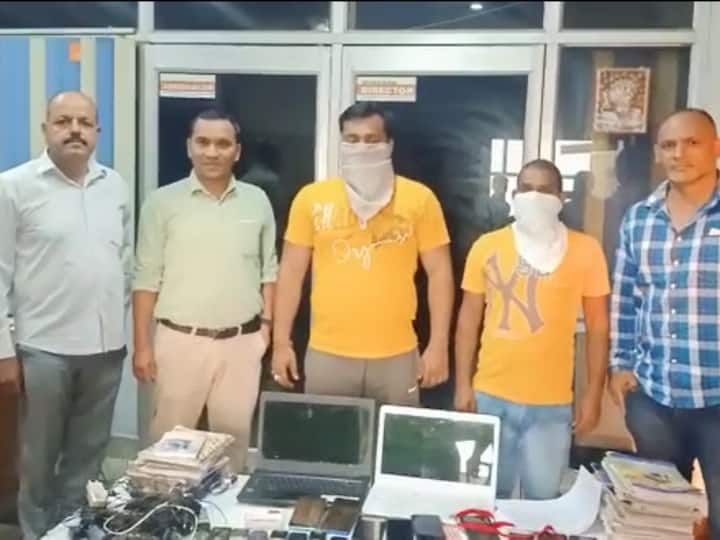 Dehradun Fake call centers running rampantly in Dehradun STF arrested 17 people ANN Dehradun News: देहरादून में फर्जी कॉल सेंटर्स का भंडाफोड़, STF की छापेमारी में 17 गिरफ्तार
