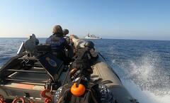 INS Tarkash: সাগরের বুকে যৌথ মহড়া, কেরামতি দেখাল ভারতীয় নৌবাহিনী