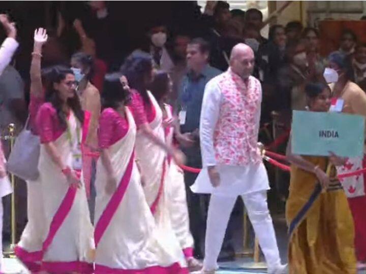 यावेळी भारतीय बुद्धिबळ संघ देखील उपस्थित होता. (सौजन्य - ANI)