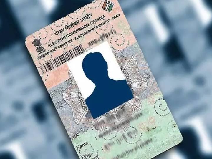 Voter ID Card : 17 வயது நிரம்பியவர்கள் வாக்காளர் அட்டைக்கு விண்ணப்பிக்கலாம் - தேர்தல் ஆணையம் அதிரடி அறிவிப்பு