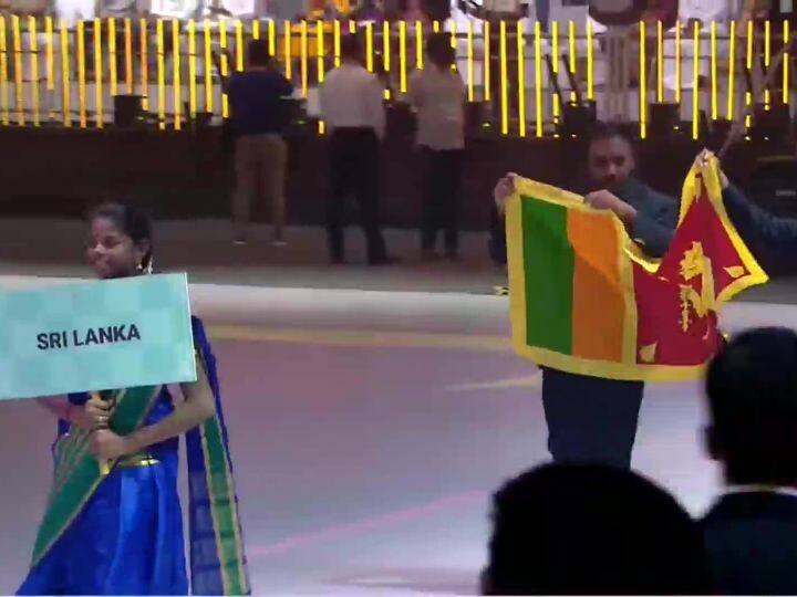 भारतासह विविध देशांचे बुद्धिबळपटू देखील आपआपल्या संघासह यावेळी उपस्थित होते.(सौजन्य - ANI)