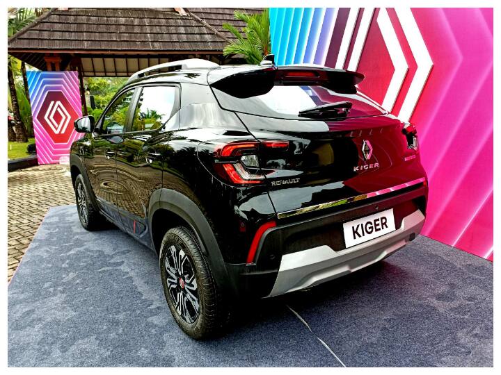 Prices have increased slightly with the top-end model now being priced at Rs 10.62 lakh while the range starts at 5.99 lakh. That said, the updated equipment levels offset that and it remains one of the better equipped subcompact SUVs at this price. (Image: Somnath Chatterjee)