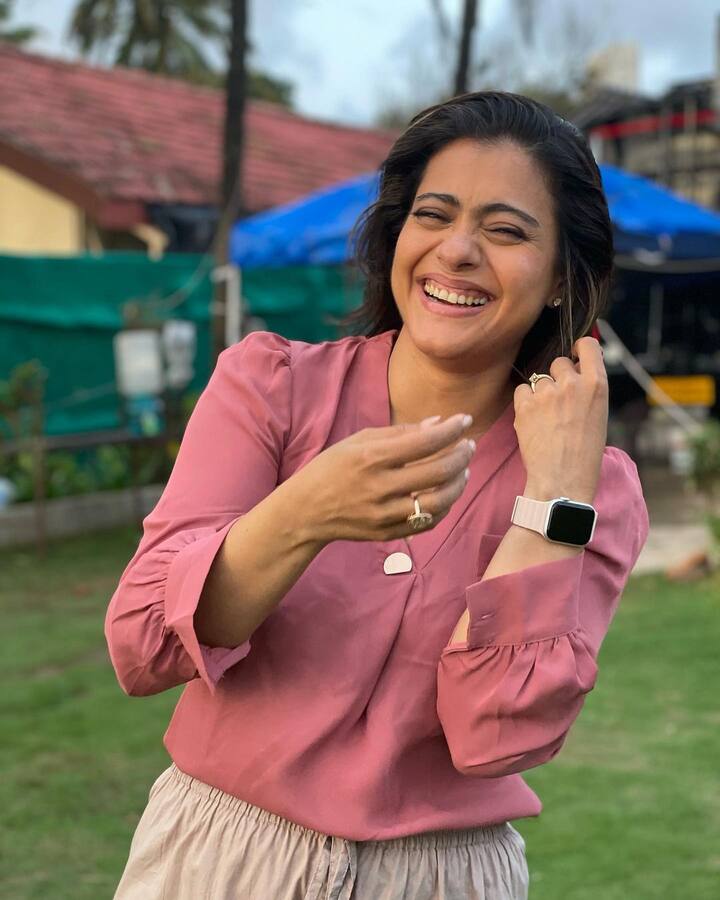 काजोल के चाहने वालों की कमी नहीं है और वह अपनी फेवरेट एक्ट्रेस के हर अपडेट का बेसब्री से इंतजार करते हैं.