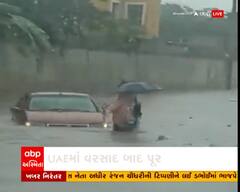 UAEમાં વરસાદ બાદ પૂર, 3800 લોકોનું રેસ્ક્યુ, જુઓ વિડીયો