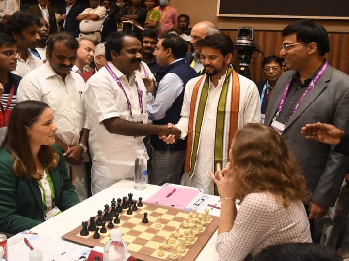 44th Chess Olympiad 2022 Anurag Singh Thakur TN Sports Minister Viswanathan Anand Icon Chess olympaid Mamallapuram Chess Olympiad 2022: தொடங்கியது செஸ் ஒலிம்பியாட்டின் முதல் சுற்று..தொடங்கி வைத்த மத்திய விளையாட்டுத்துறை அமைச்சர்!