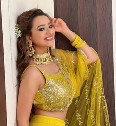 ਮਿਥੁਨ ਚੱਕਰਵਰਤੀ ਦੀ ਨੂੰਹ Madalsa Sharma ਹੈ ਹੁਸਨ ਪਰੀ, ਤਸਵੀਰਾਂ ਨੇ ਸਬੂਤ