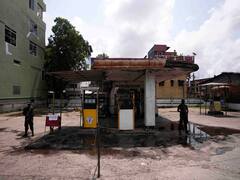 Petrol-Diesel Price, 29 July: శుభవార్త, నేడు ఇక్కడ పెట్రోల్, డీజిల్ ధరలు కిందికి - ఇక్కడ మాత్రం స్థిరం