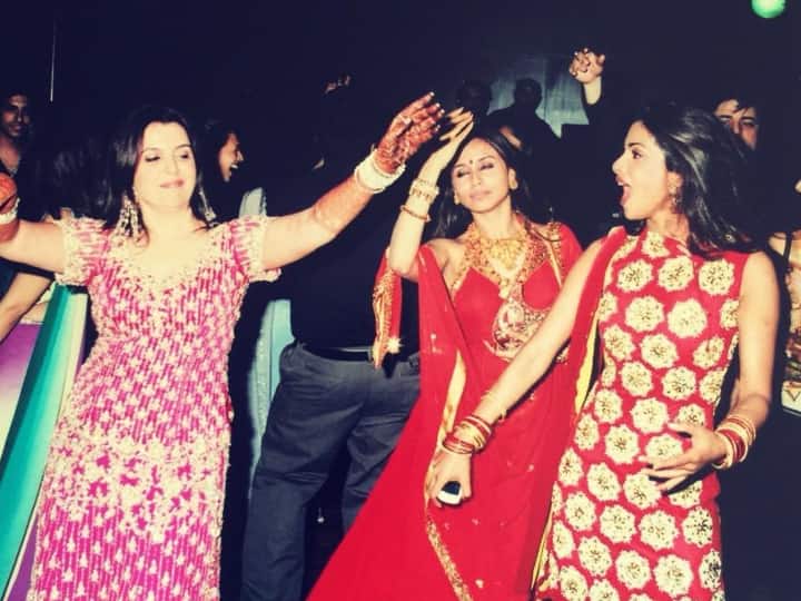 Farah Khan Shares Throwback Pic With Priyanka Chopra From Rani Mukerji’s Sangeet Night Farah Khan Shares Throwback Pic With Priyanka Chopra From Rani Mukerji’s Sangeet Night