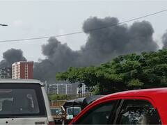 PHOTO : अंधेरीतील चित्रकूट सेटला भीषण आग, परिसरात धुराचे लोट