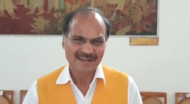 Adhir Ranjan Chowdhury of Congress asked for forgiveness from the President, said - this word was spoken by mistake ਕਾਂਗਰਸ ਦੇ ਅਧੀਰ ਰੰਜਨ ਚੌਧਰੀ ਨੇ ਰਾਸ਼ਟਰਪਤੀ ਤੋਂ ਮੰਗੀ ਮਾਫੀ, ਕਿਹਾ- ਗਲਤੀ ਨਾਲ ਨਿਕਲੇ ਇਹ ਸ਼ਬਦ