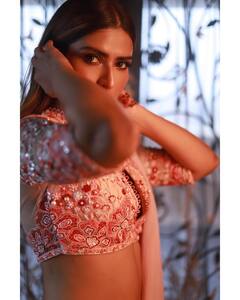 Pranutan Behl Pics: एथनिक लुक में कहर ढातीं दिखी मोहनीश बहल की बेटी प्रनूतन, यकीन न हो तो खुद ही देख लें...